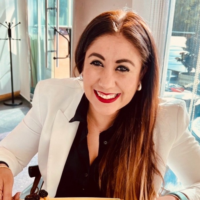 ana ana patricia flores